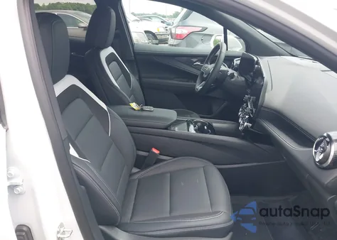 2024 Chevrolet Blazer Ev Eawd 2Lt from USA, damaged, VIN 3GNKDBRJ3RS214935